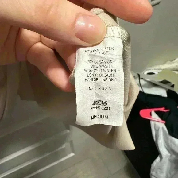 Entro oversized T-shirt  Peblum Top in tan Size Medium Women’s - Picture 5 of 5